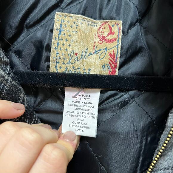 Billabong Coat Black Gray Plaid Wool Blend Faux Fur Hooded Jacket Sz S - Picture 11 of 12